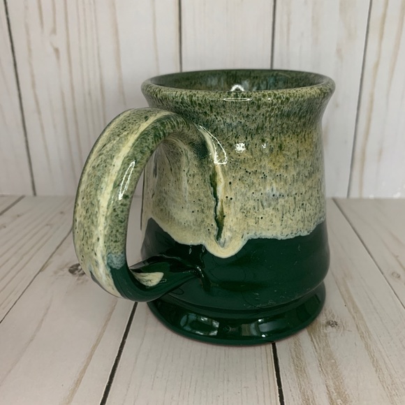 Deneen Davenport Iowa Pottery Mug Green - Picture 12 of 13